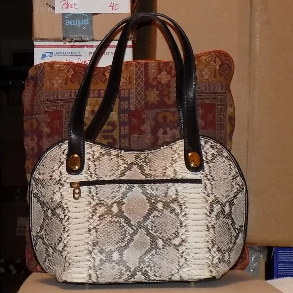 Marino Orlandi accordian bag snake embossed leather Italy - Picture 2 of 11